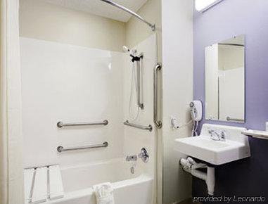Microtel Inn & Suites By Wyndham Tunica Resorts Robinsonville Room photo